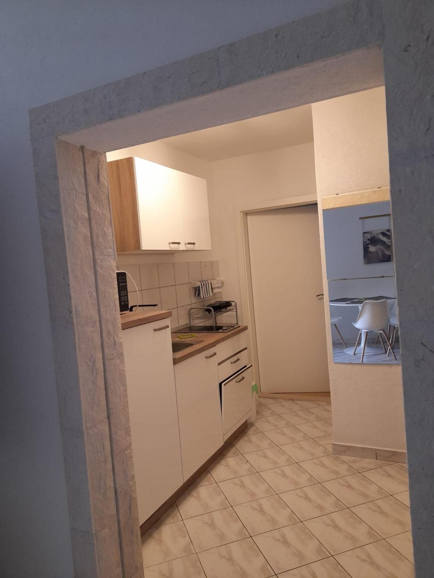 Apartments Malou Baska Voda Bilik gambar