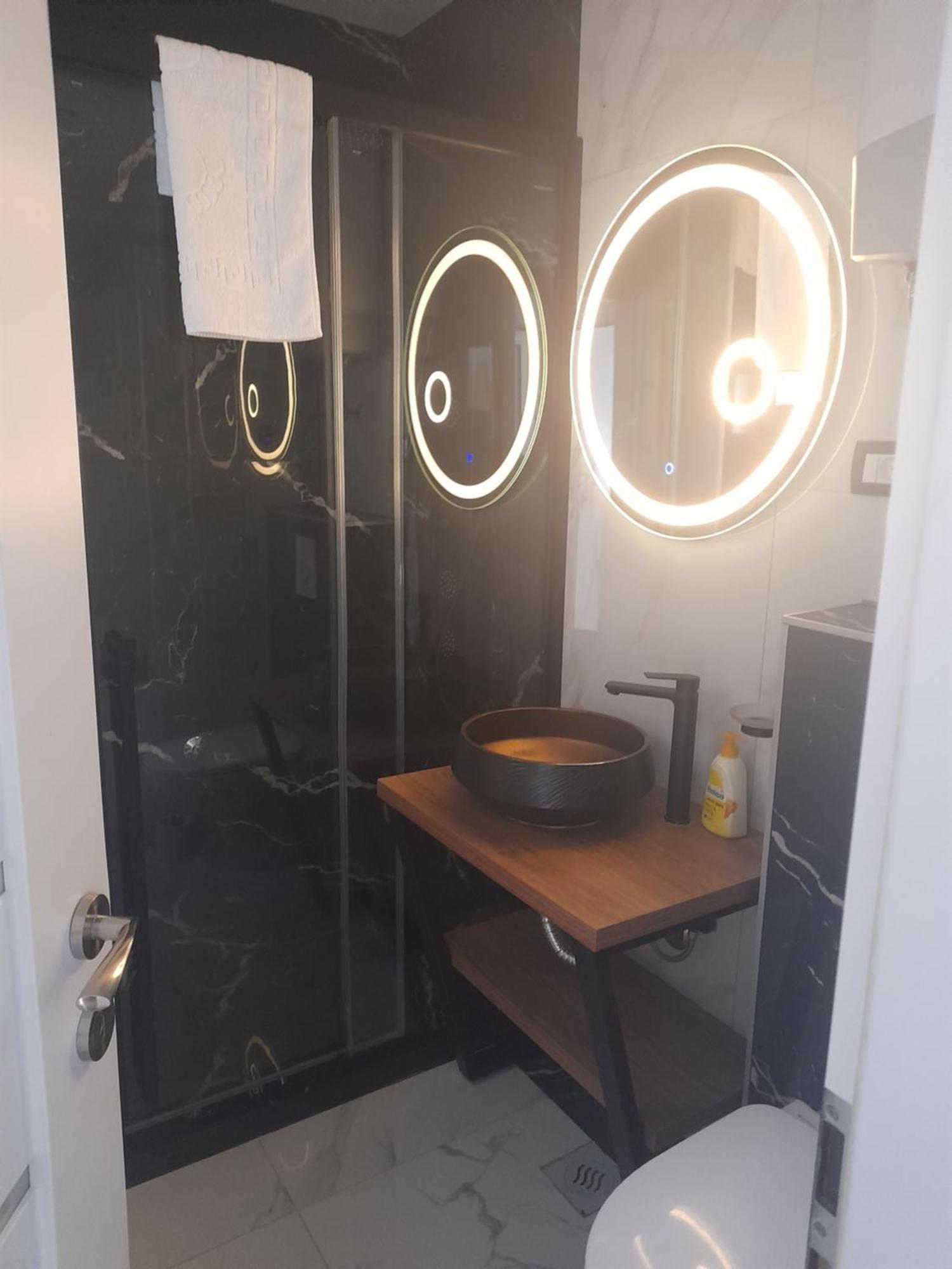 Apartments Malou Baska Voda Bilik gambar